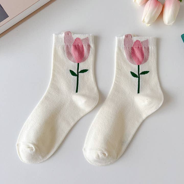 MKS America - Wholesale Socks - Women's - Cute Flowers Print Mid-Rise Socks