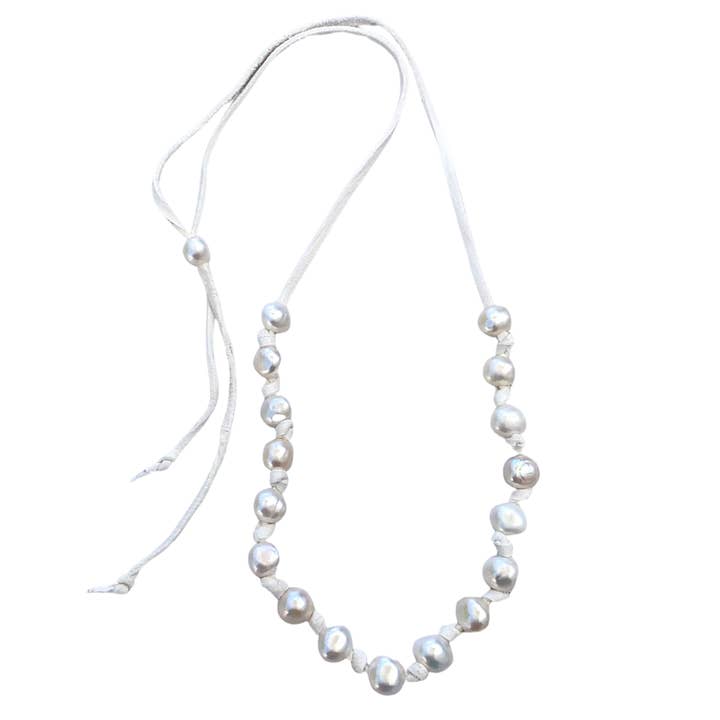 Collier All Day pour la vente par light+grace design