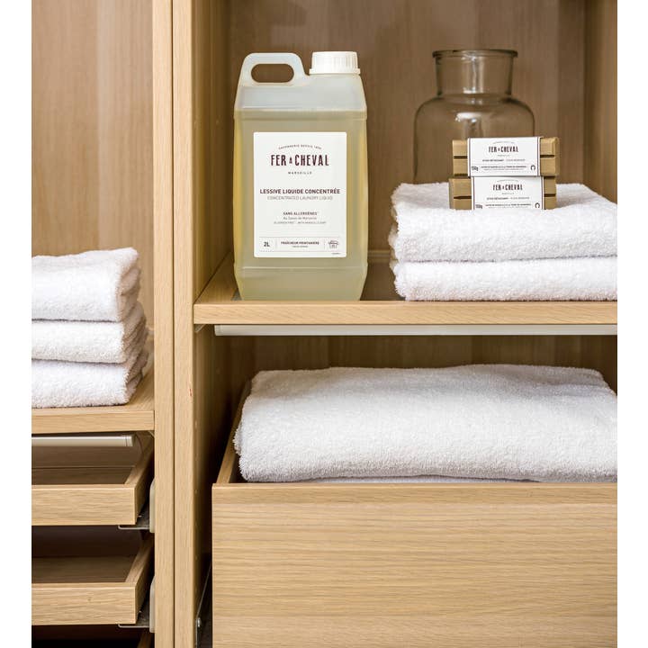 Fer à Cheval US - Wholesale Liquid Laundry Detergent - Laundry Liquid Detergent 2L or 67.6 oz fl does 66 washes and is 99% natural and smells amazing1