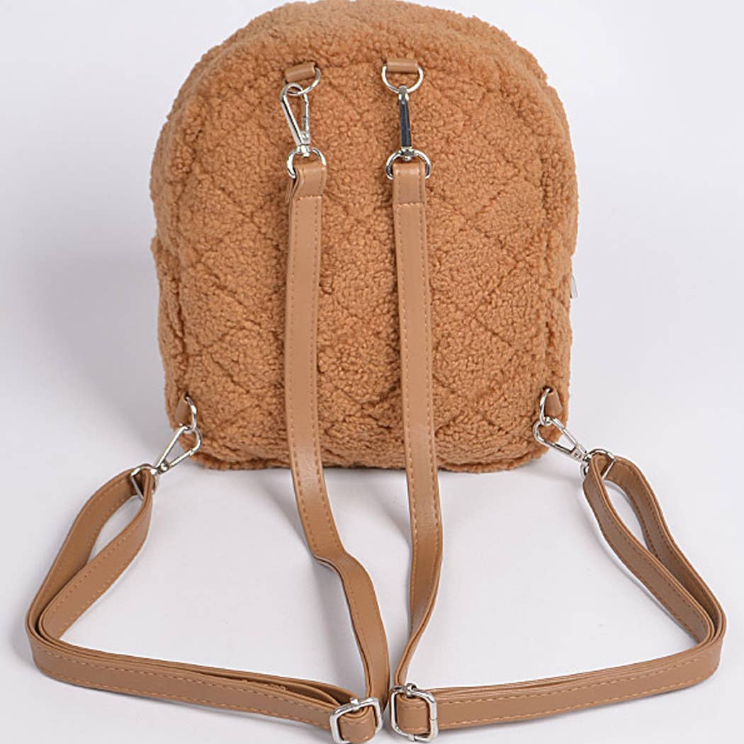 3AM BY H&D ACCESSORIES - Wholesale Backpack - Women's - Fluffy Flap Zipper Backpack5