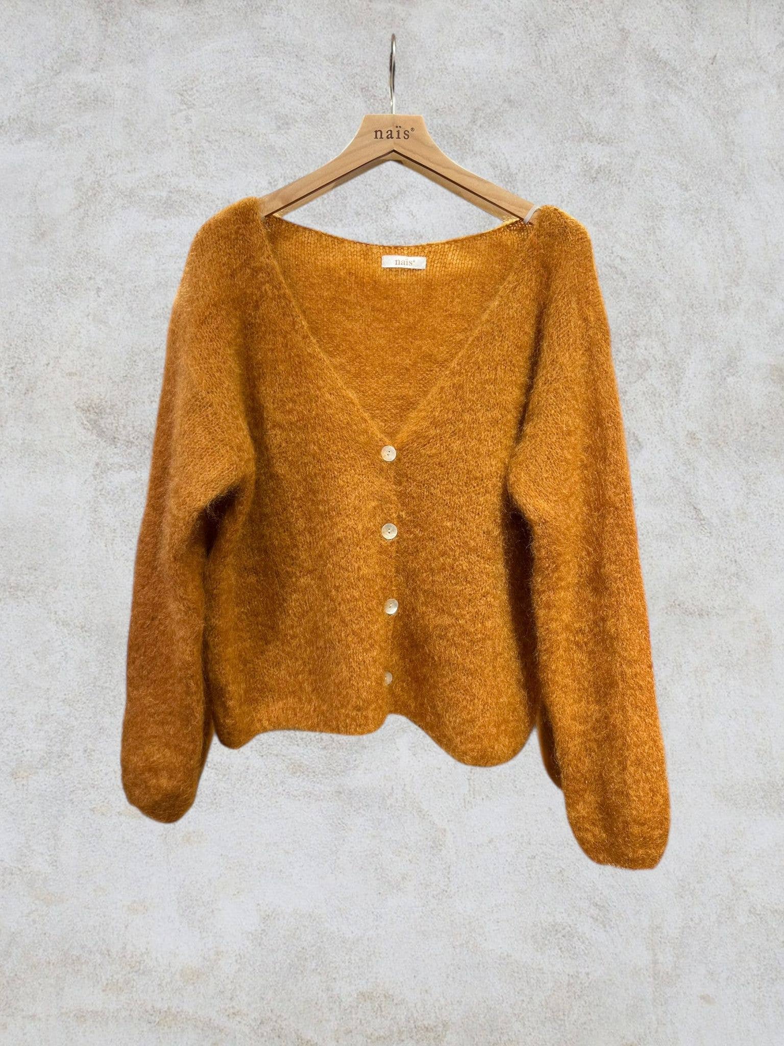 NAÏS PARIS – wholesale Cardigan – Women’s – V-neck cardigan with long sleeves in 80% kid mohair6