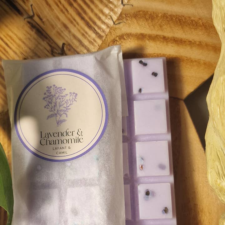 Lavender & Chamomile Wax Melt Snap Bar for wholesale by Deryn Wen Gifts