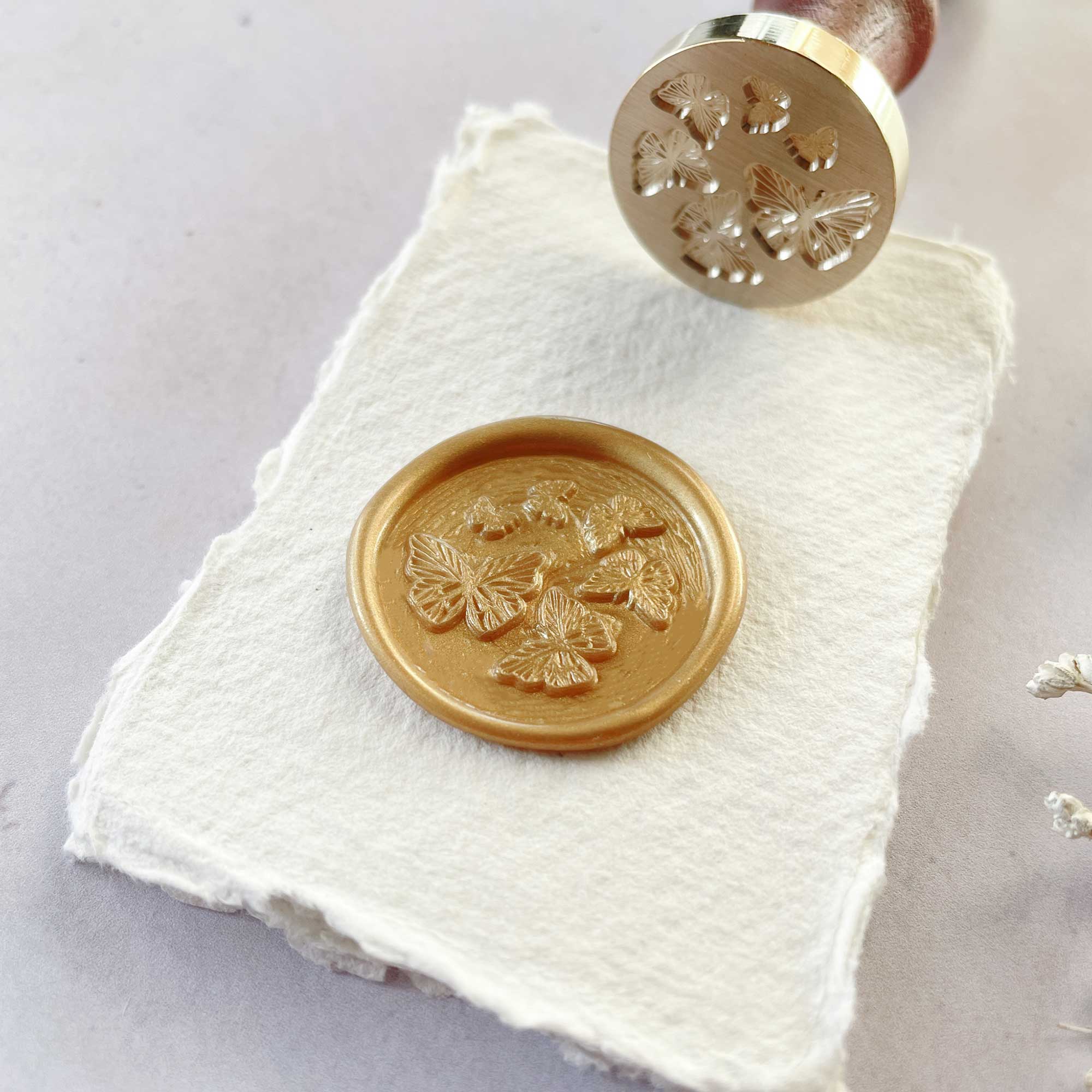 Imaginediy – Großhandel Gummi-/Dekostempel – Flutterby - Wachssiegel1