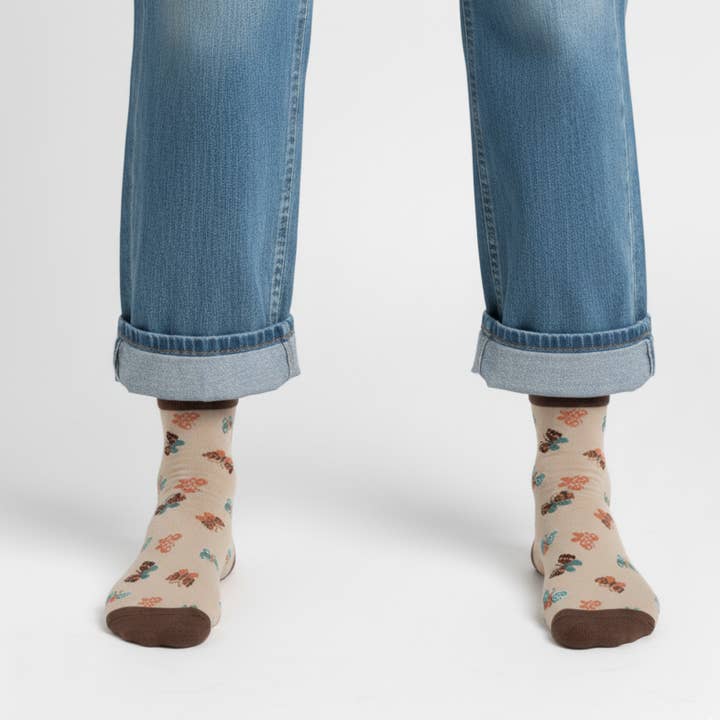 Butterfly Socks - Box of 4 units and other Purchase Wholesale gomas para. Free Returns & Net 60 Terms on Faire trending on Faire.