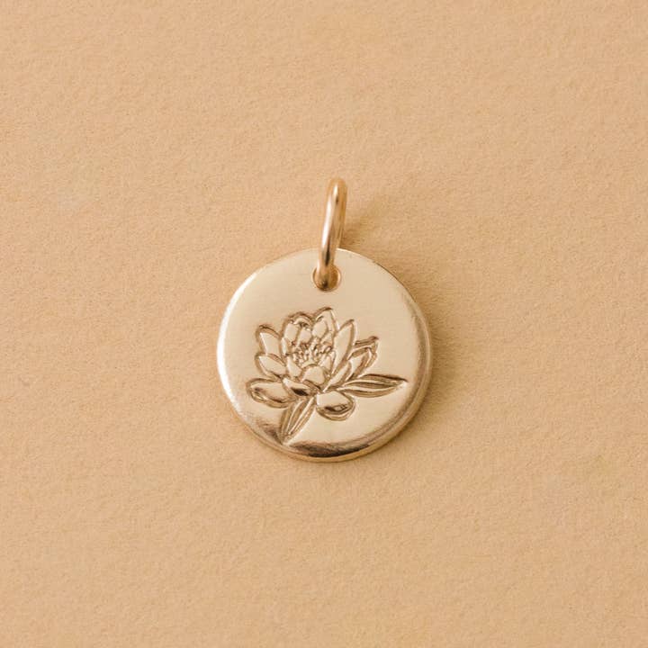Everly Made - Wholesale Charm/Dangle Bracelet - Water Lily • July Birth Flower Small 3/8" Charm