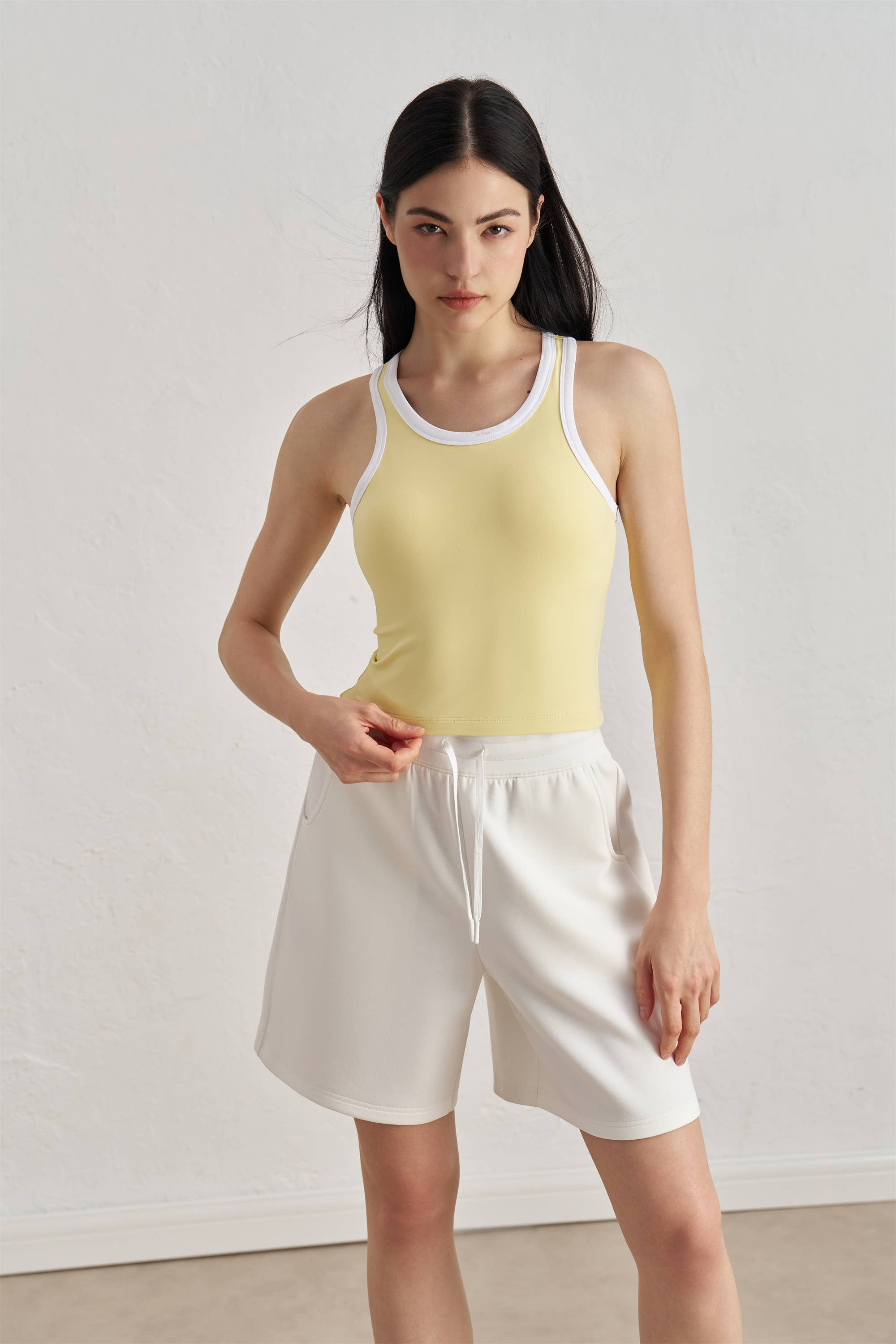 91thelabel – wholesale Athletic top – Women′s – June Color Contrast Racer Back Active Top4