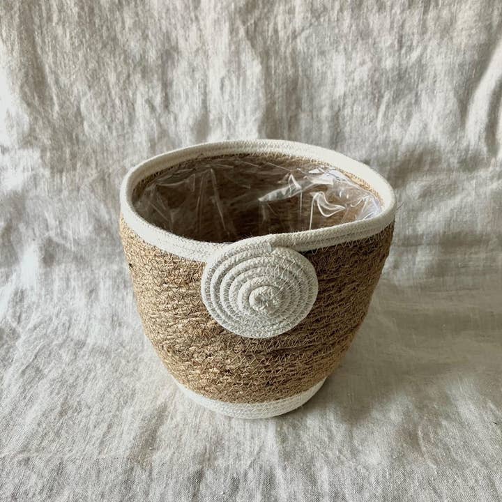 Artwork by Sandra Naufal - Wholesale Plant Pot - Warm White and Jute Rope Plant Pot