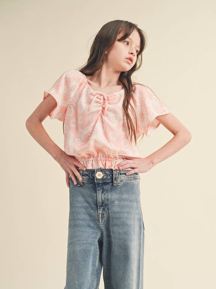 HAUT À MANCHES COURTES ET CINTRÉ SUR LE DEVANT POUR LA SAINT-VALENTIN KT1856ML (7-14) pour la vente par heart and arrow