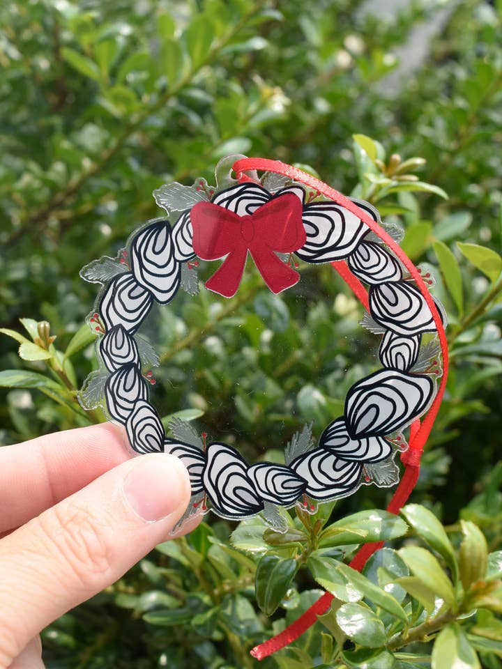 Oyster Wreath Acrylic Christmas Ornament for wholesale by the letters mdn