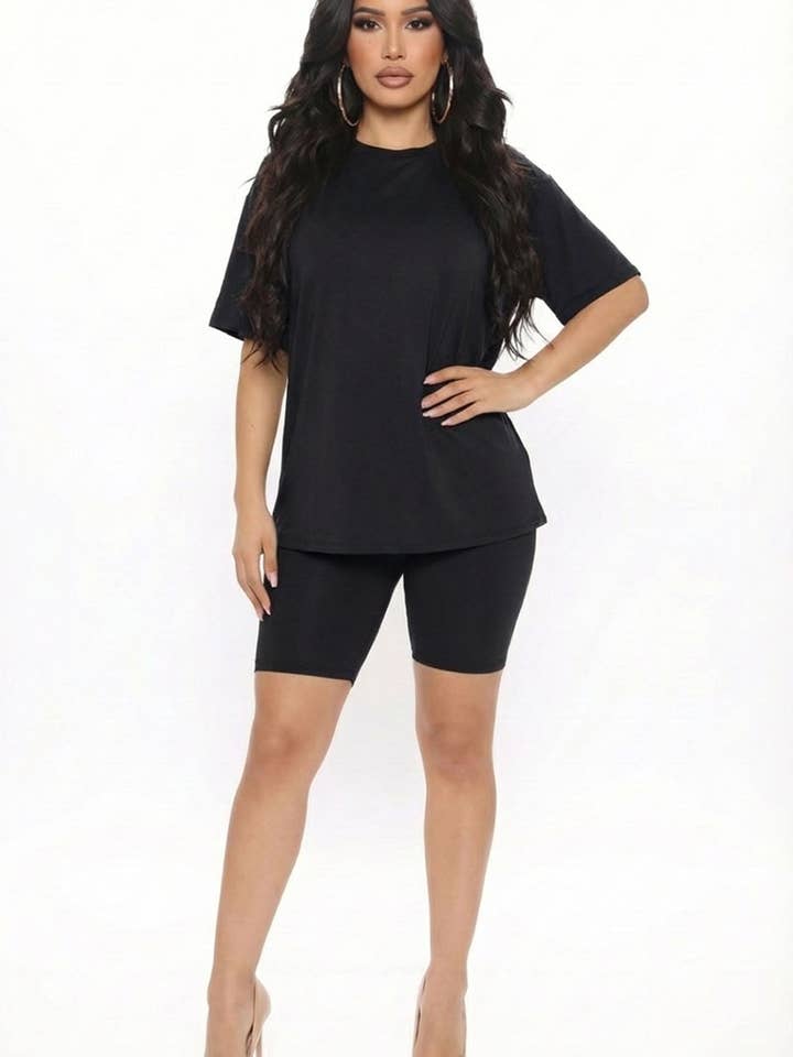 CAPELLA APPAREL - Wholesale Activewear Set - Women's - Loose Fit Top & Bike Shorts Set3