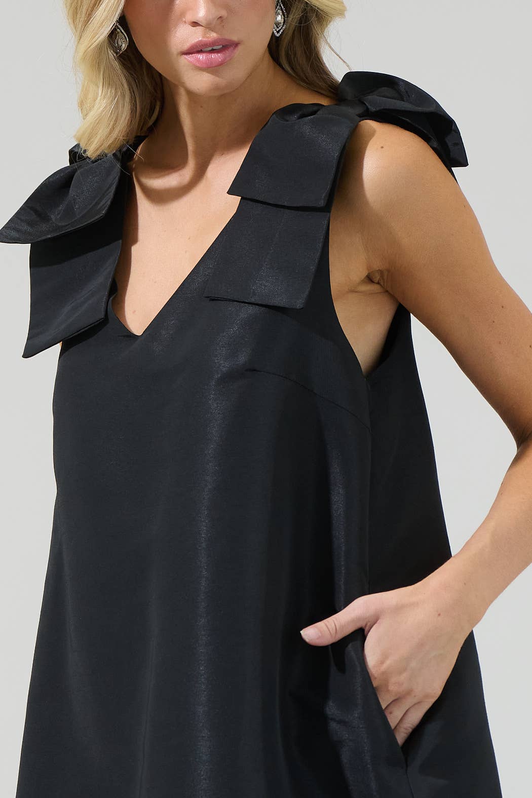 Sugarlips - Wholesale Dress - Women's - Alani Bow Trapeze Mini Dress5