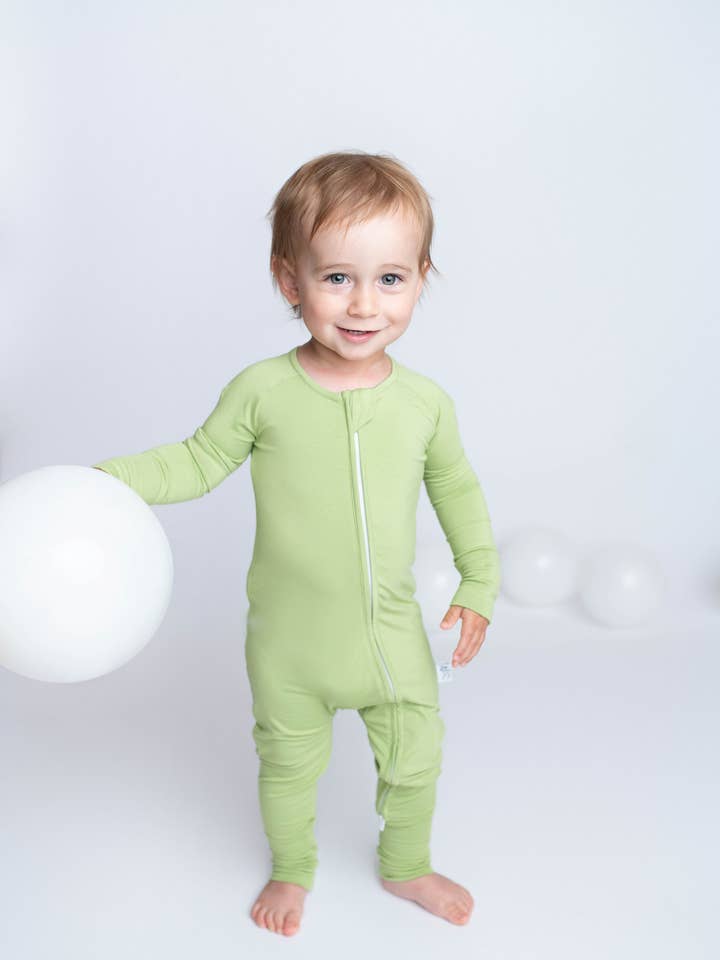 Zip & Flip - Vert olive pour la vente par Bambaroo