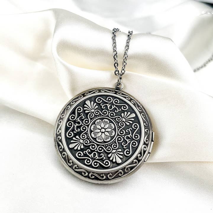 MadamLili - Wholesale Halskettinghanger - GEPERSONALISEERDE FOTOMEDAILLON KETTING MET FOTOSERVICE10