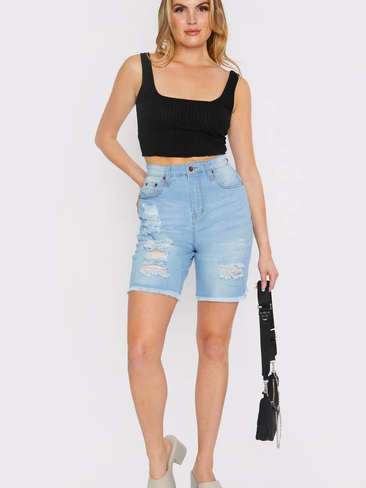 ZARIA Light Wash Zerrissene Jeansshorts - Hellblau für den Großhandel von JMOJO UK Limited
