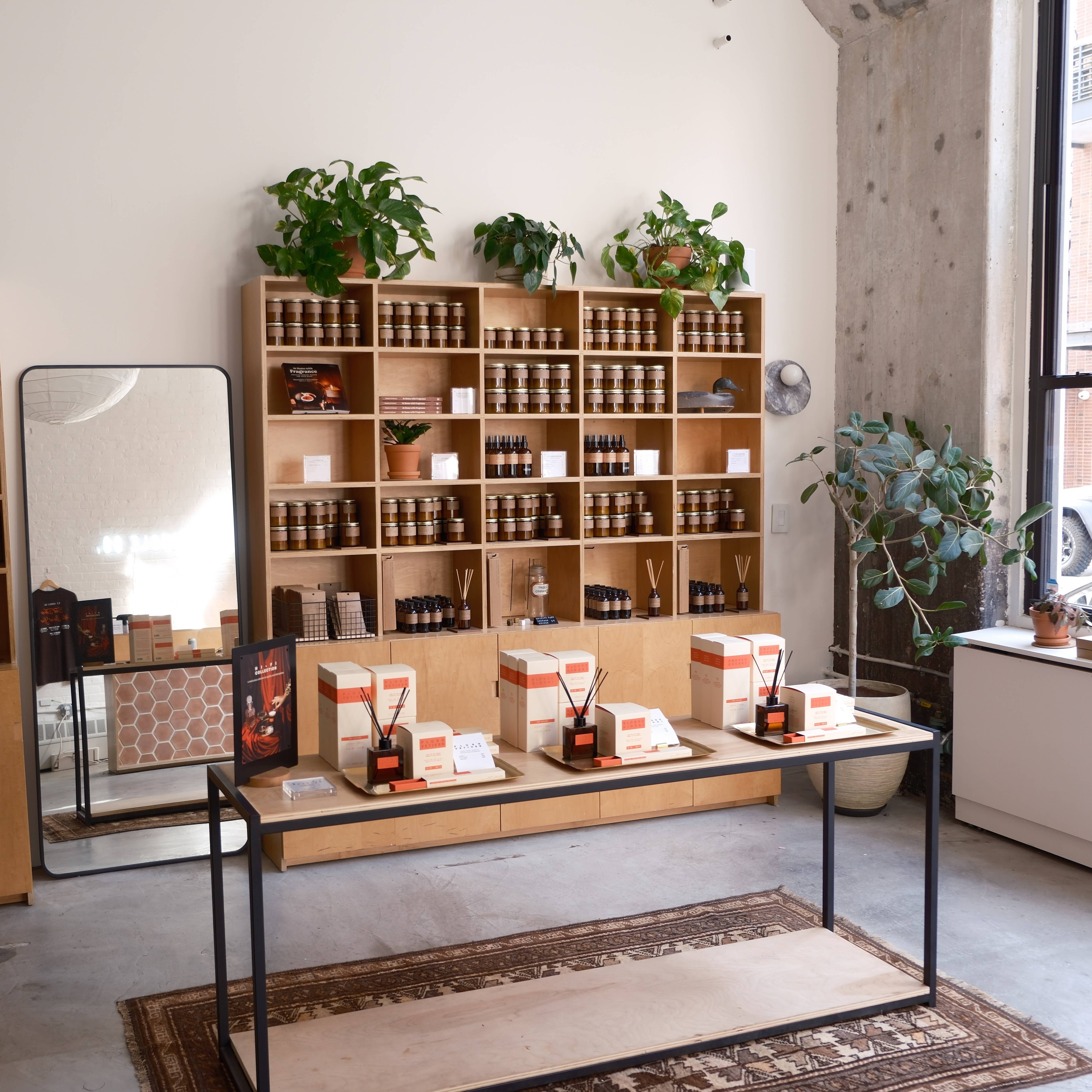 P.F. Candle Co. - Wholesale Reed Diffuser - Teakwood & Tobacco - 3.5 oz Reed Diffuser4