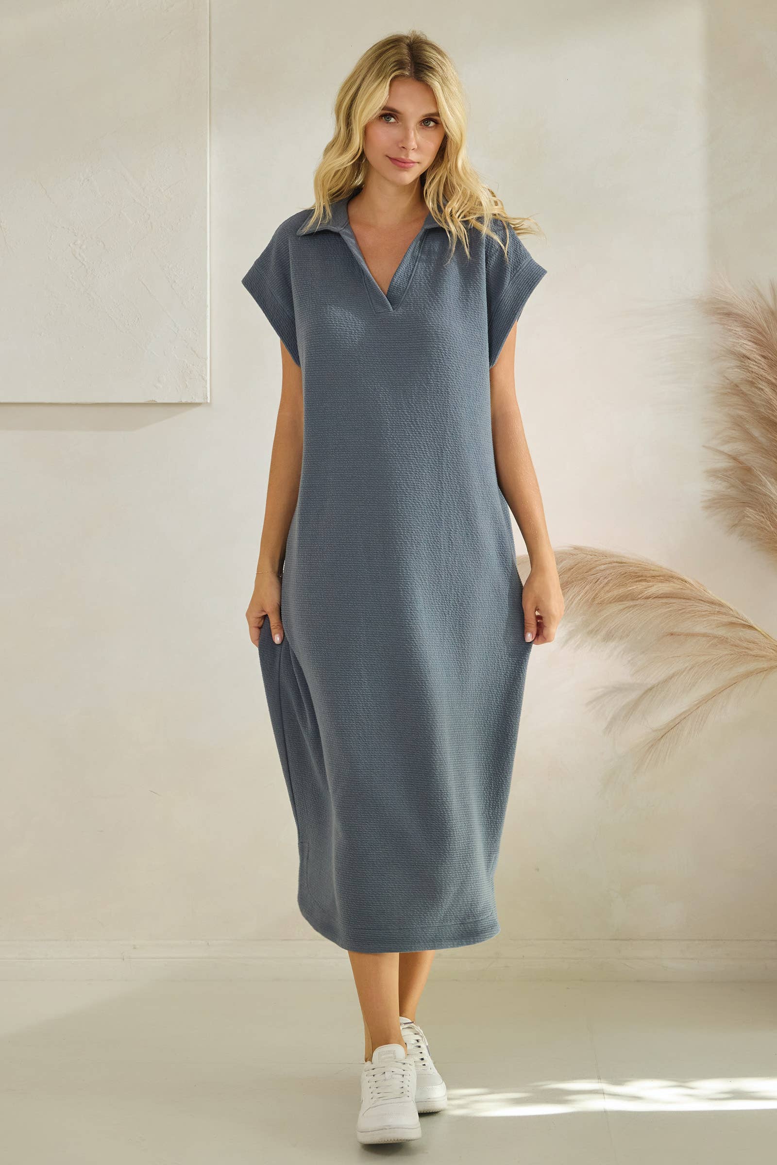 Tres Bien, Inc - Venta al por mayor Vestido - Mujer - Vestido maxi de punto nublado con cuello y manga corta D-41736.4