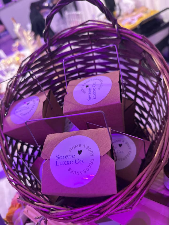 Caja de Comida para Llevar Misteriosa para venta al por mayor de Serene Luxxe Co