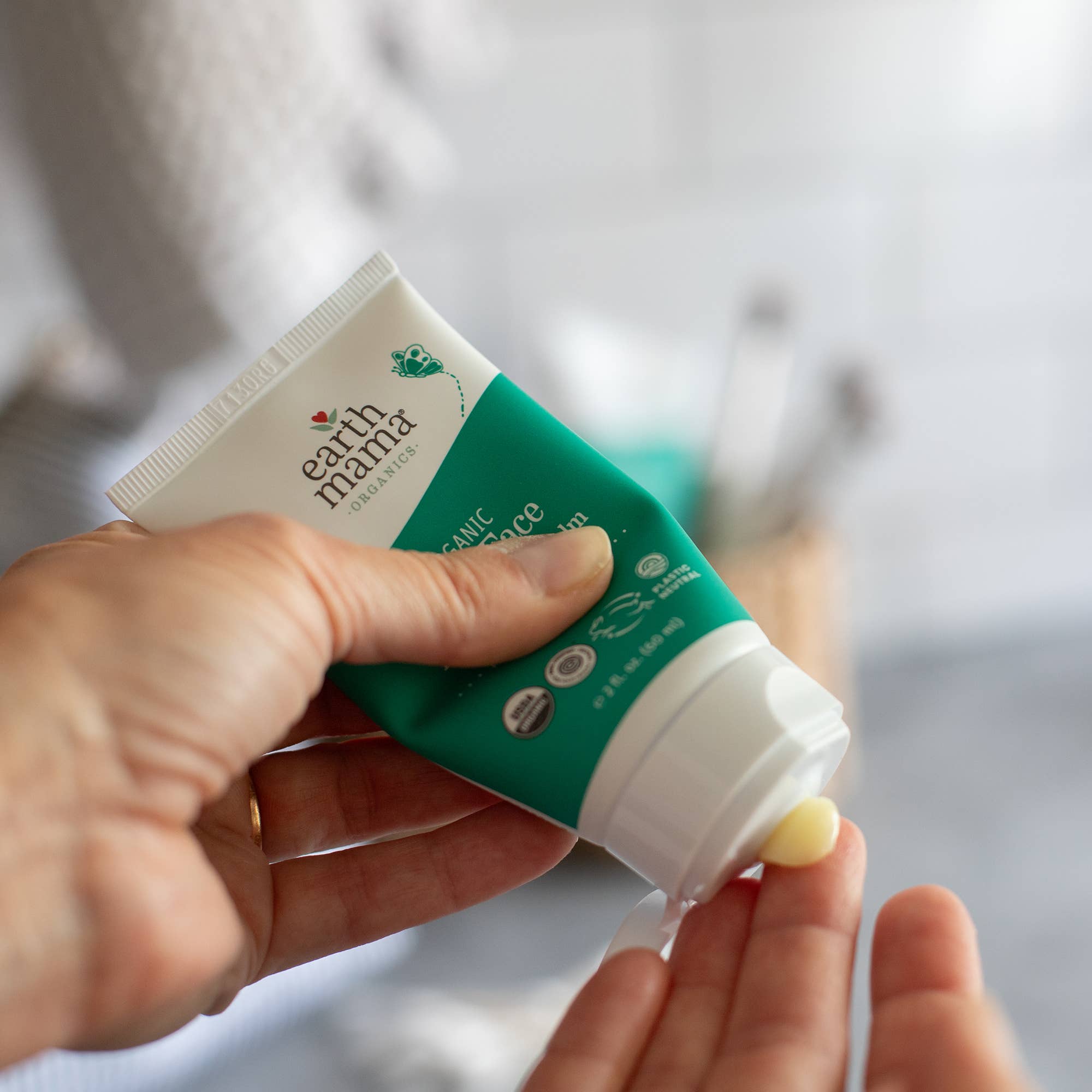 Earth Mama Organics - Wholesale Body Balm/Butter - Baby - Organic Baby Face Nose and Cheek Balm5