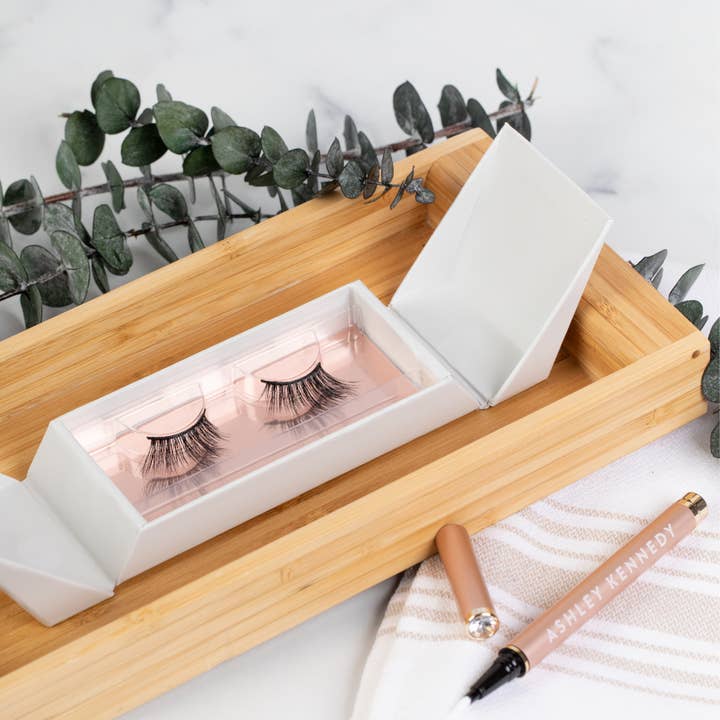 Ashley Kennedy - Wholesale False/Fake Eyelashes - San Diego Lash3