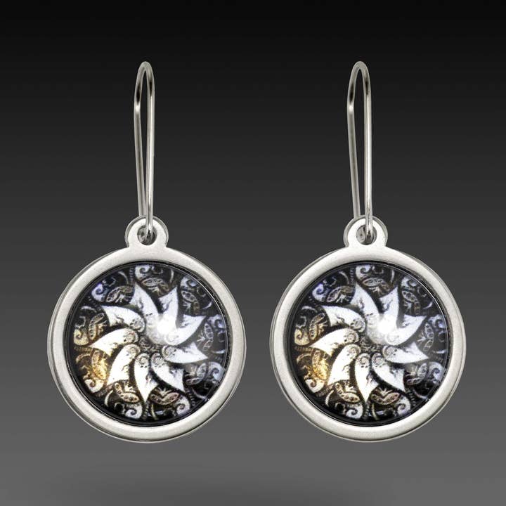 Pendientes Moonlight Dreams Mandala #35, plateados para venta al por mayor de Liz Sabol Jewelry Art