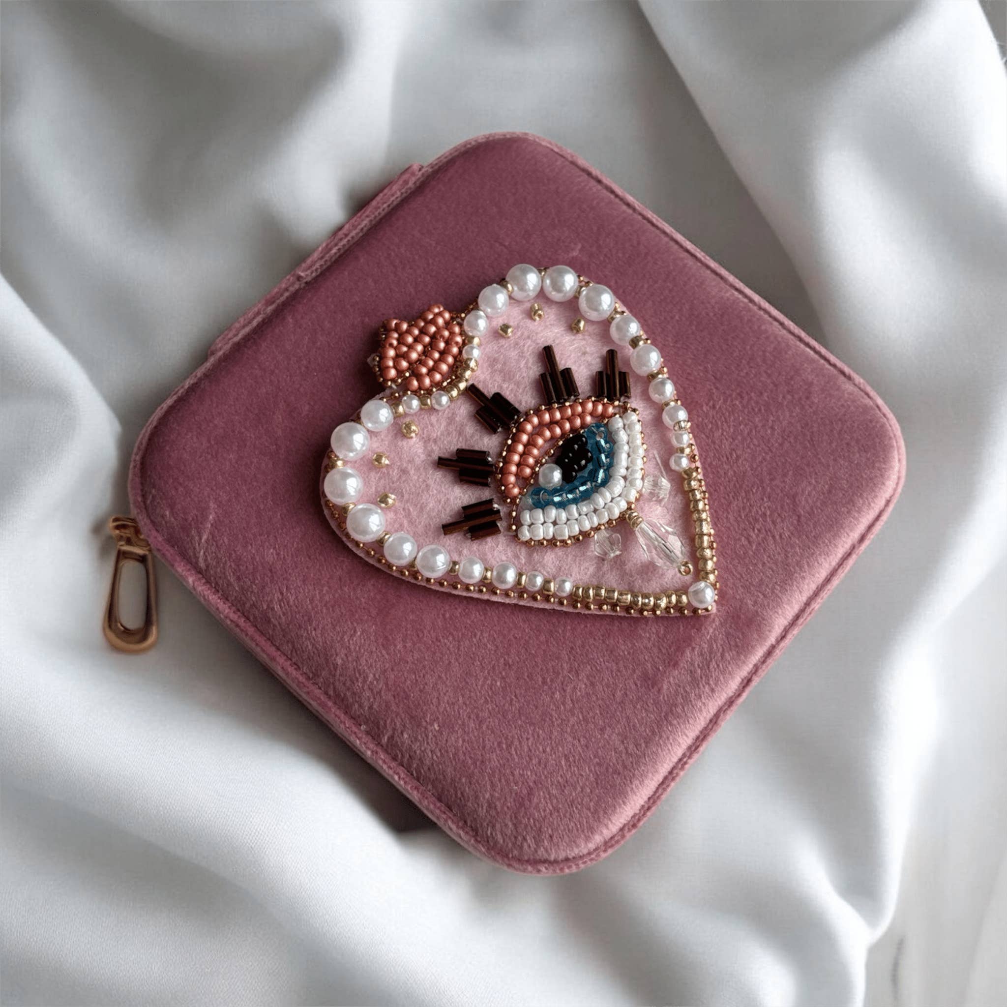 DUESTELLE ITALIA - Vendita all'ingrosso Portagioie/organizer per gioielli - Portagioie da viaggio in velluto Occhio Protettivo Rosa
