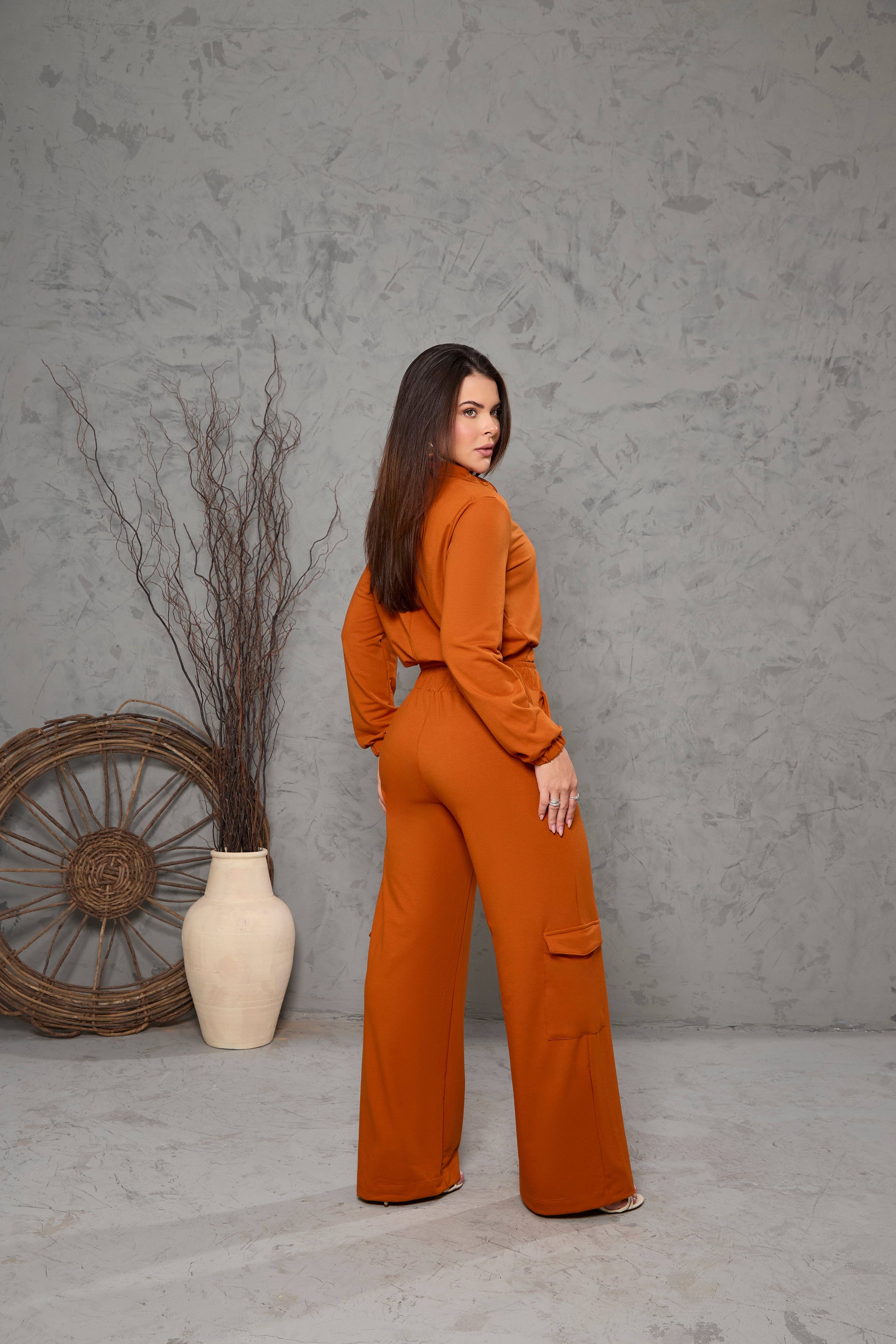 MARA – Großhandel Set aus Oberteil und Hose (NICHT Loungewear) – Damen – Set mit Stehkragenbluse, Bomberjacke mit Reißverschluss und Cargohose5