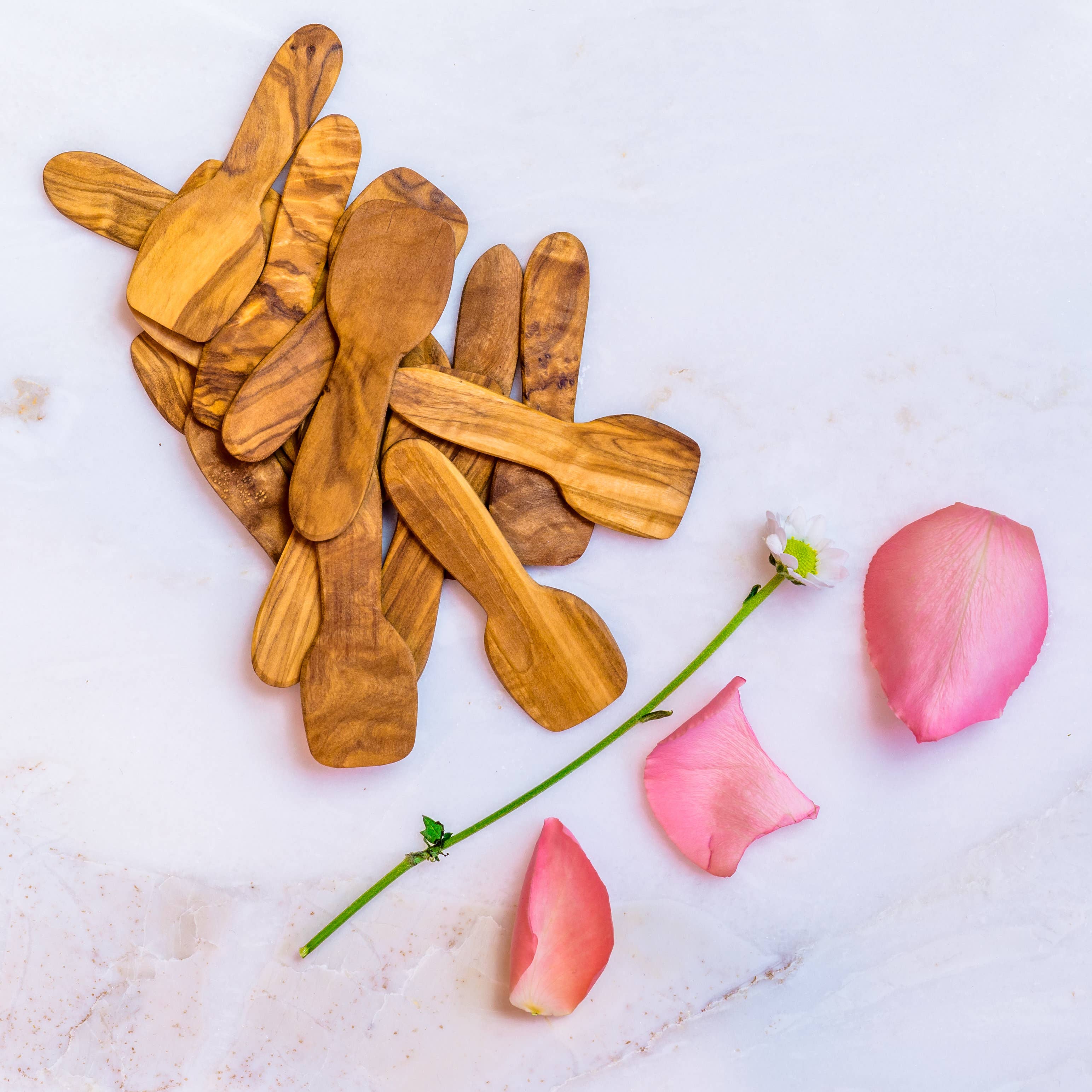 Katari Beauty - Wholesale Spatula/Turner - ACCESSORIES | Handmade Sustainable Olive wood Mixing Spatula2