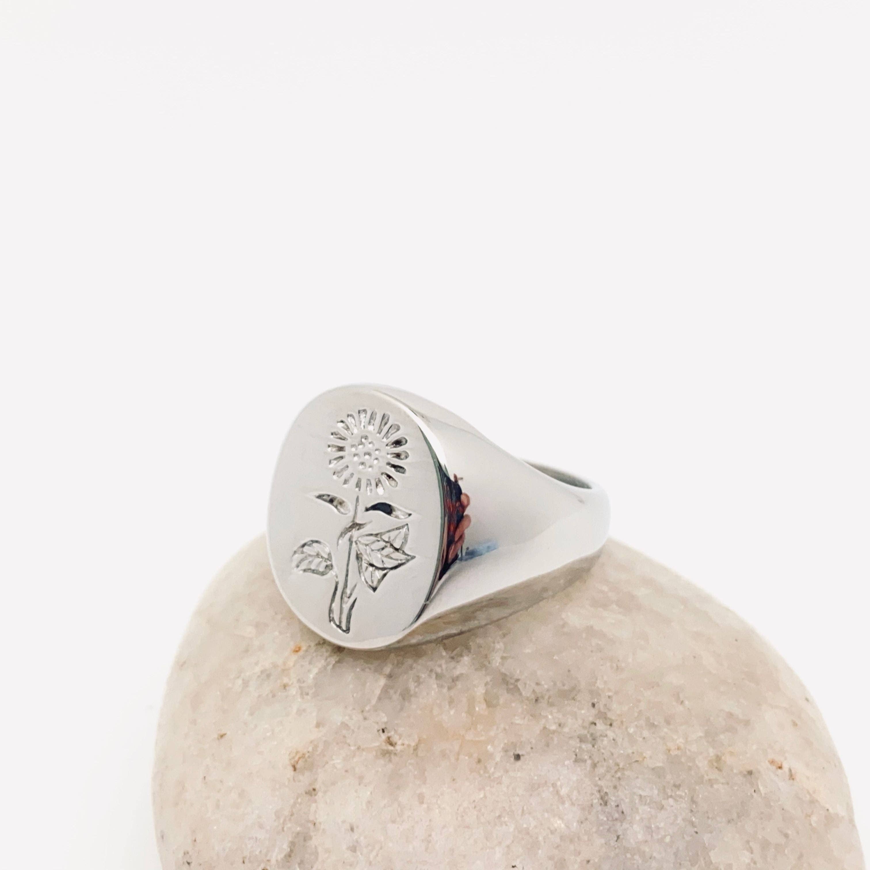 Mio Queena - Wholesale Cocktail/Statement Ring - Glossed Surface Stainless Steel Sunflower Ring - FGS4