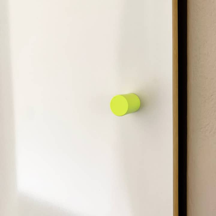 möbelknopf 02 / knob L 02 neon gelb for wholesale by kolor