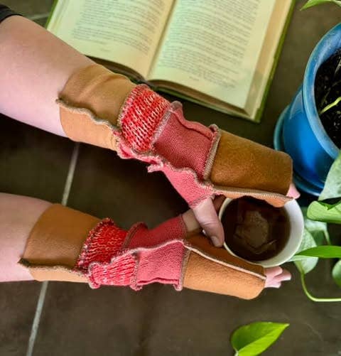 Jax Upcycled - Wholesale Gloves - Women's - Upcycled Unisex Fingerless Gloves choose the vibe color27