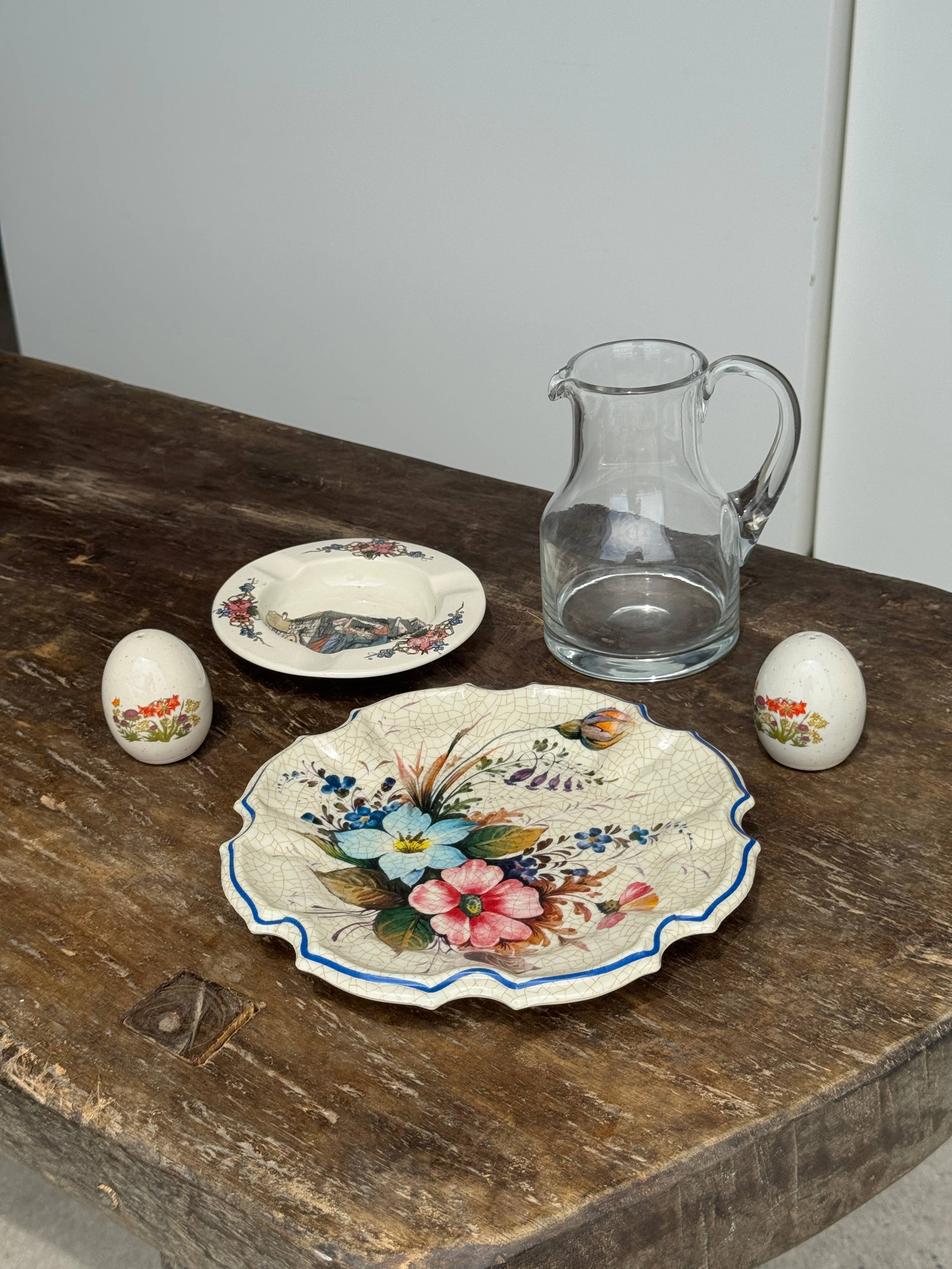 Office Objets - Wholesale Dinner Plate - Trompe-l'œil plastic plate of an antique plate11