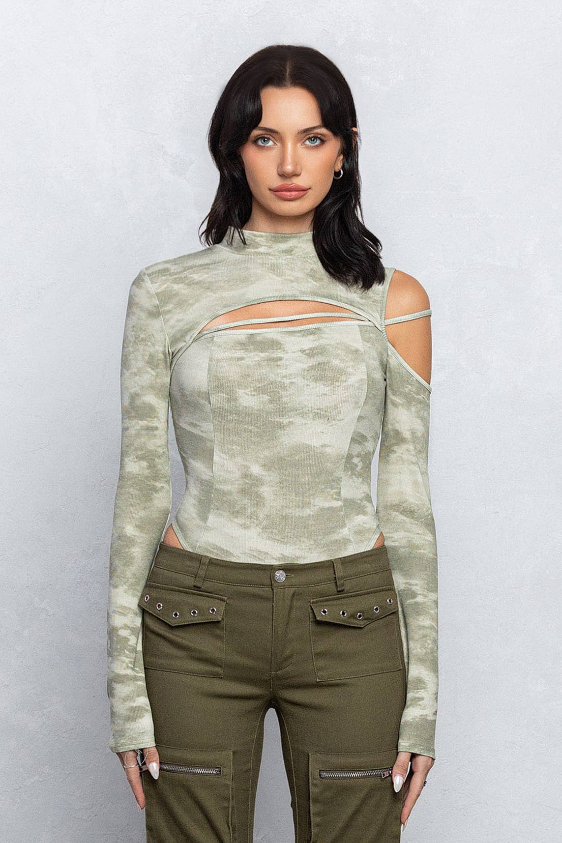 No Vacancy – wholesale Bodysuit – Women’s – Marble printed ribbed mock-neck bodysuit4