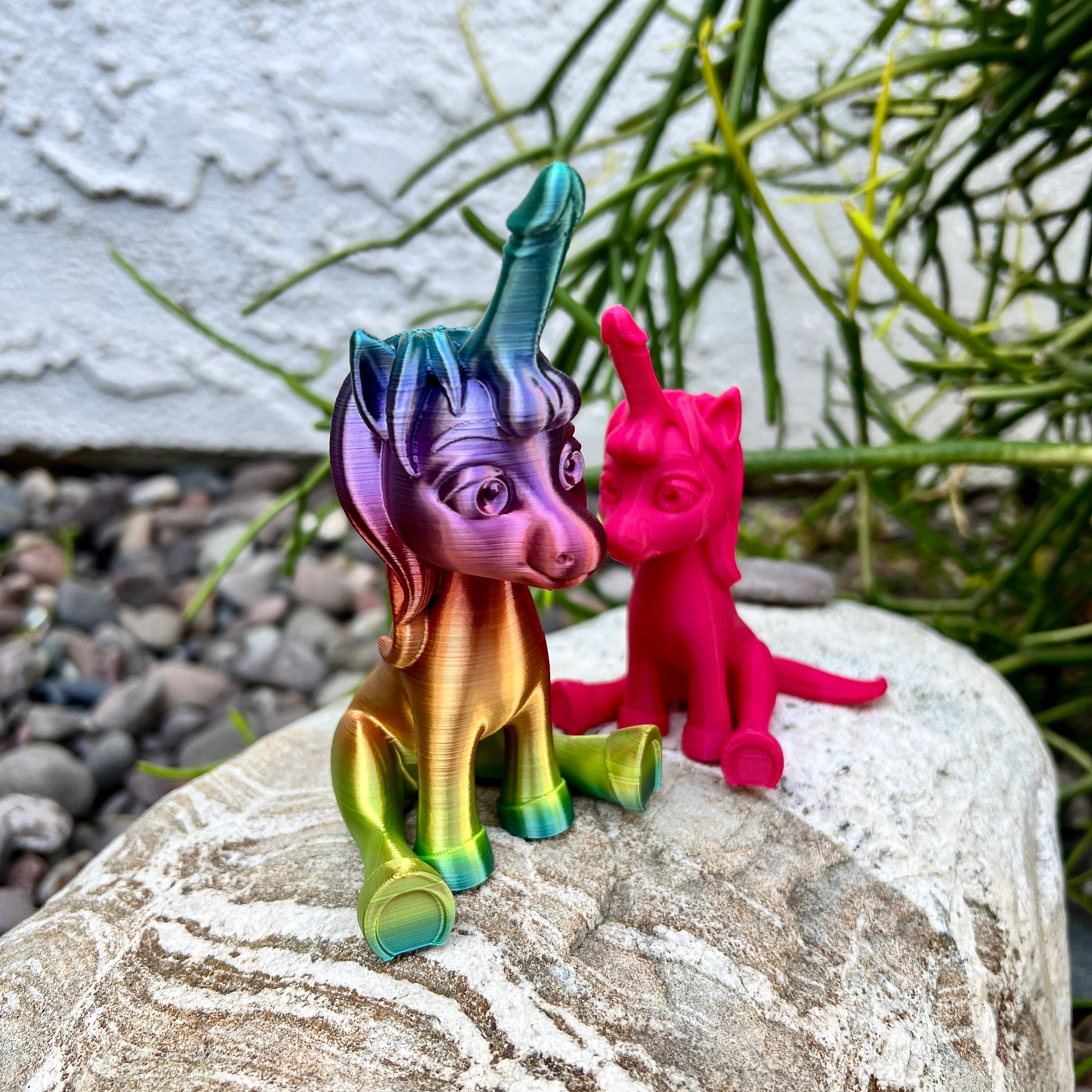 NumanPrints - Venta al por mayor Regalo de broma/detalle - Unicornio adulto con cuerno en forma de pene - Dickasaurus7