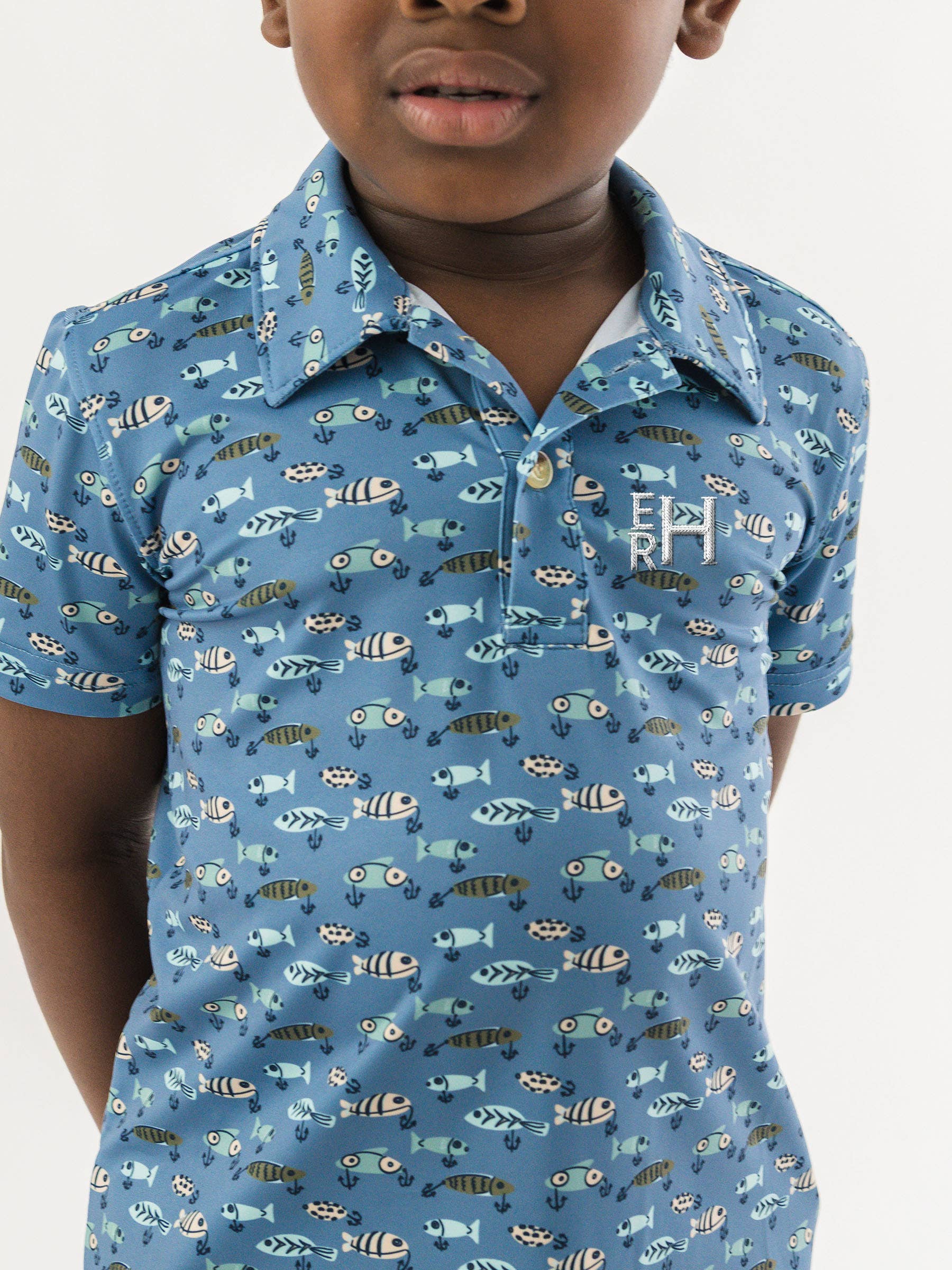 Blå Drenge Fisk Agn Kammerater Strik Kortærmet Performance Polo for engroshandel på Faire8