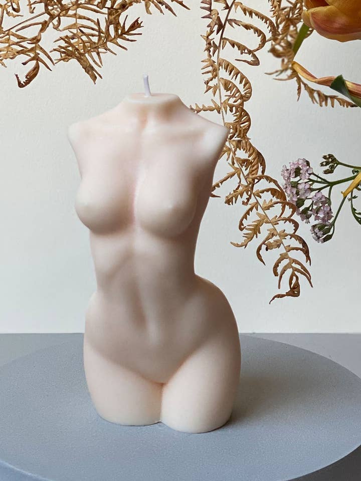 Scented Large Venus Bust Candle Nude for wholesale by Interlude Candles