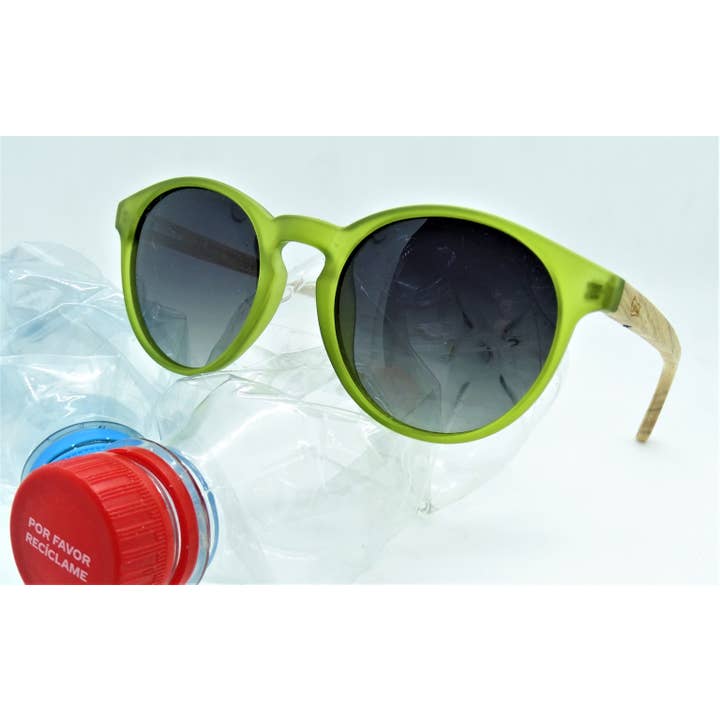 Lunettes de soleil SUN en PET recyclé pour la vente par Castor Sunglasses