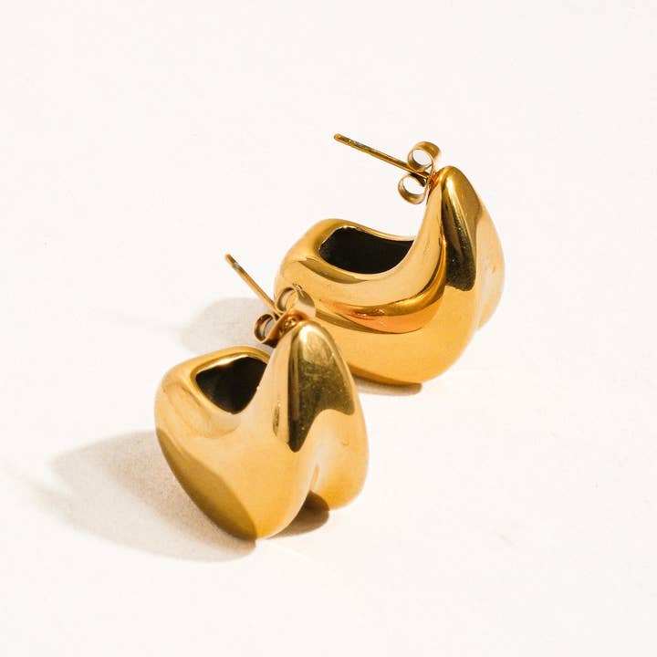 Ouro amarelo Brinco Duplo Huggie Sonnet Ouro 18K Sem Mocas para venda a revendedores na Faire