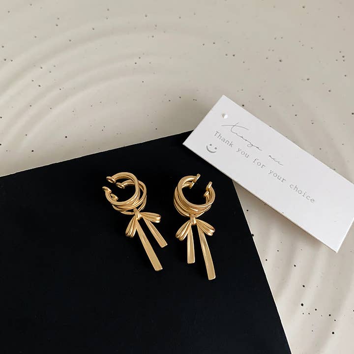 Little Trendy - Wholesale Cuff/Wrap Earrings - Metal bow ear cuff for women Earrings For Non Pierced Ears