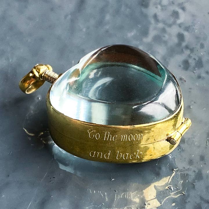 Tief vergoldetes Shaker-Medaillon von LY Lockets für den Großhandel von Mon Bijoux