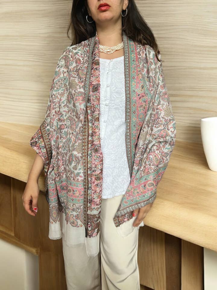 Jamawar Pashmina blanc en laine fine du Cachemire pour la vente par Rayz Intl