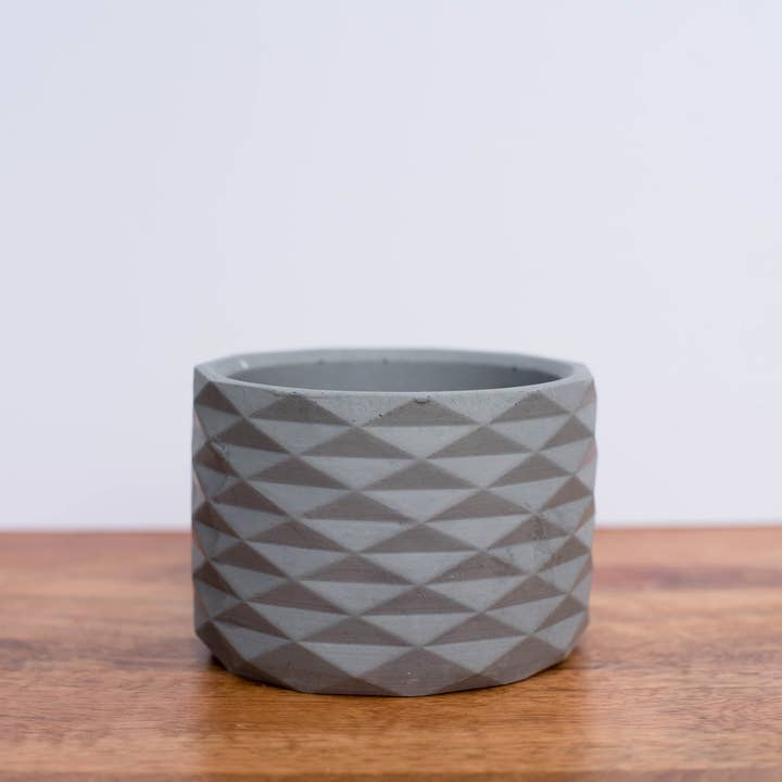 Made by Kippen - Wholesale Jar/Filled Candle - Geo concrete candle6