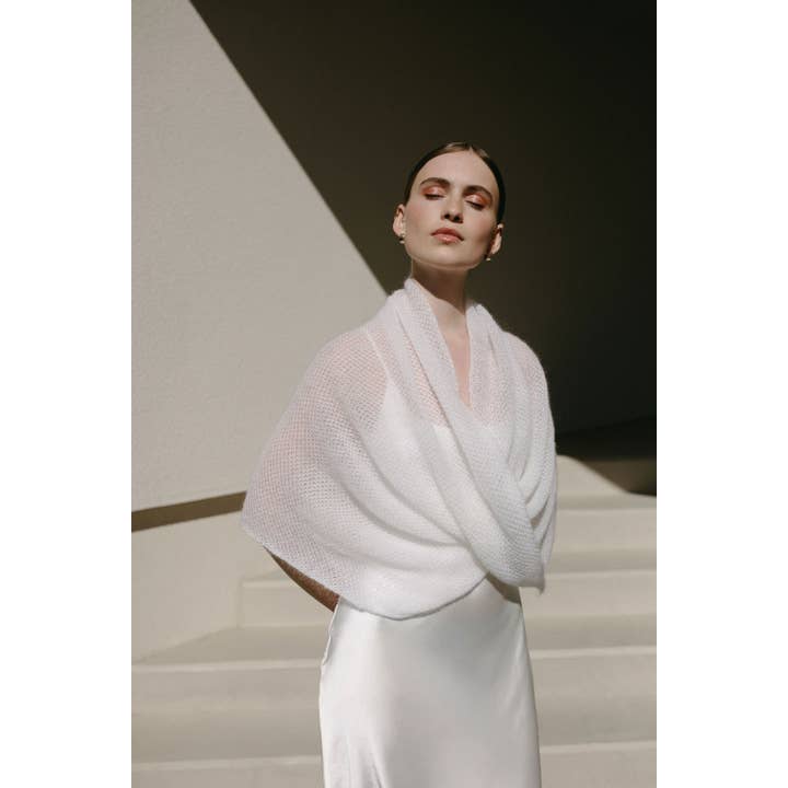 WOOL HOUSE - Wholesale Wrap - Women's - Luxurious Bridal Wrap Shawl / MAGNOLIA14