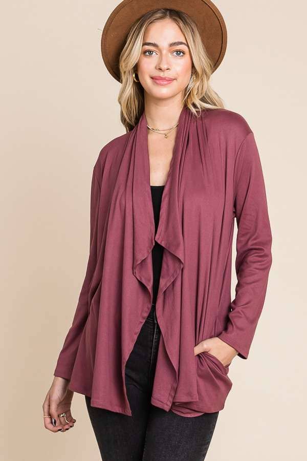 Culture Code – Engroshandel Cardigan - Dame – CRT1167LA - CARDIGAN TOP MED DRAPERET FORSTYKKE OG LANGE ÆRMER3