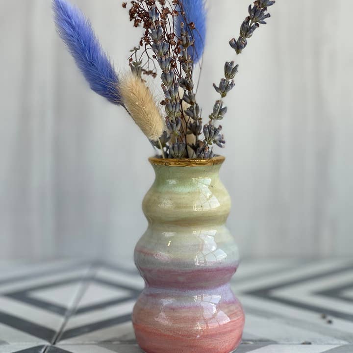 Leslie Ponder Studios - Wholesale Vase - The Wave Bud Vase