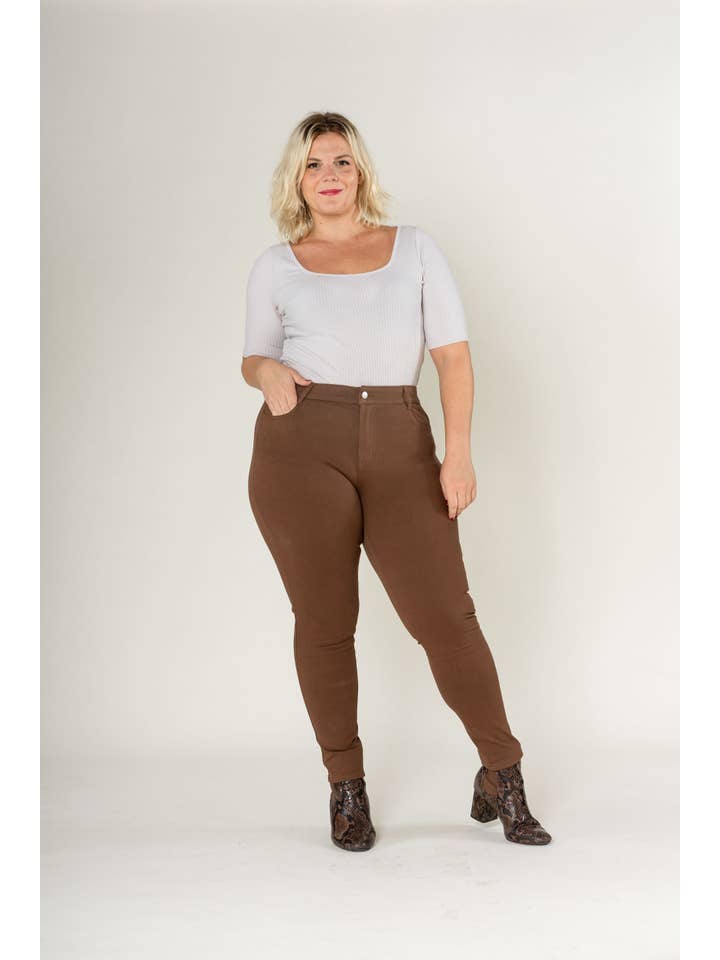 Nina Carter - Wholesale Fashion Leggings - Women's - Curve plus size stretch Legging/Jegging with Zip A00512