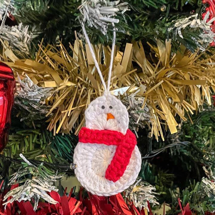 Crochet Snowman Christmas Tree Ornament for wholesale by Yarn under
