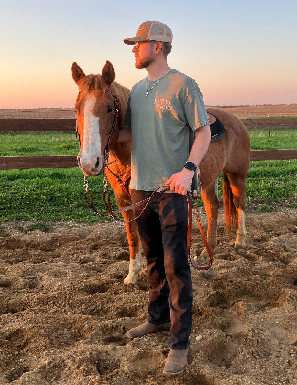 Elevated Faith - Vente T-shirt sérigraphié – femme - T-shirt unisexe God Is Greater2