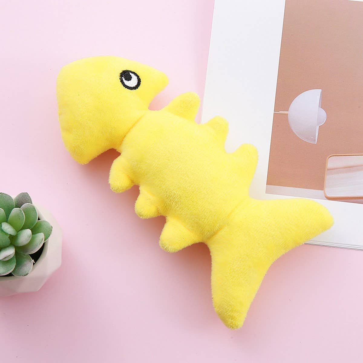 PAWPAWwholesale - Wholesale Pet Toy - Cat - Plush Fishbone Toy, Fun Chew for Cats & Dogs_CWMM54841