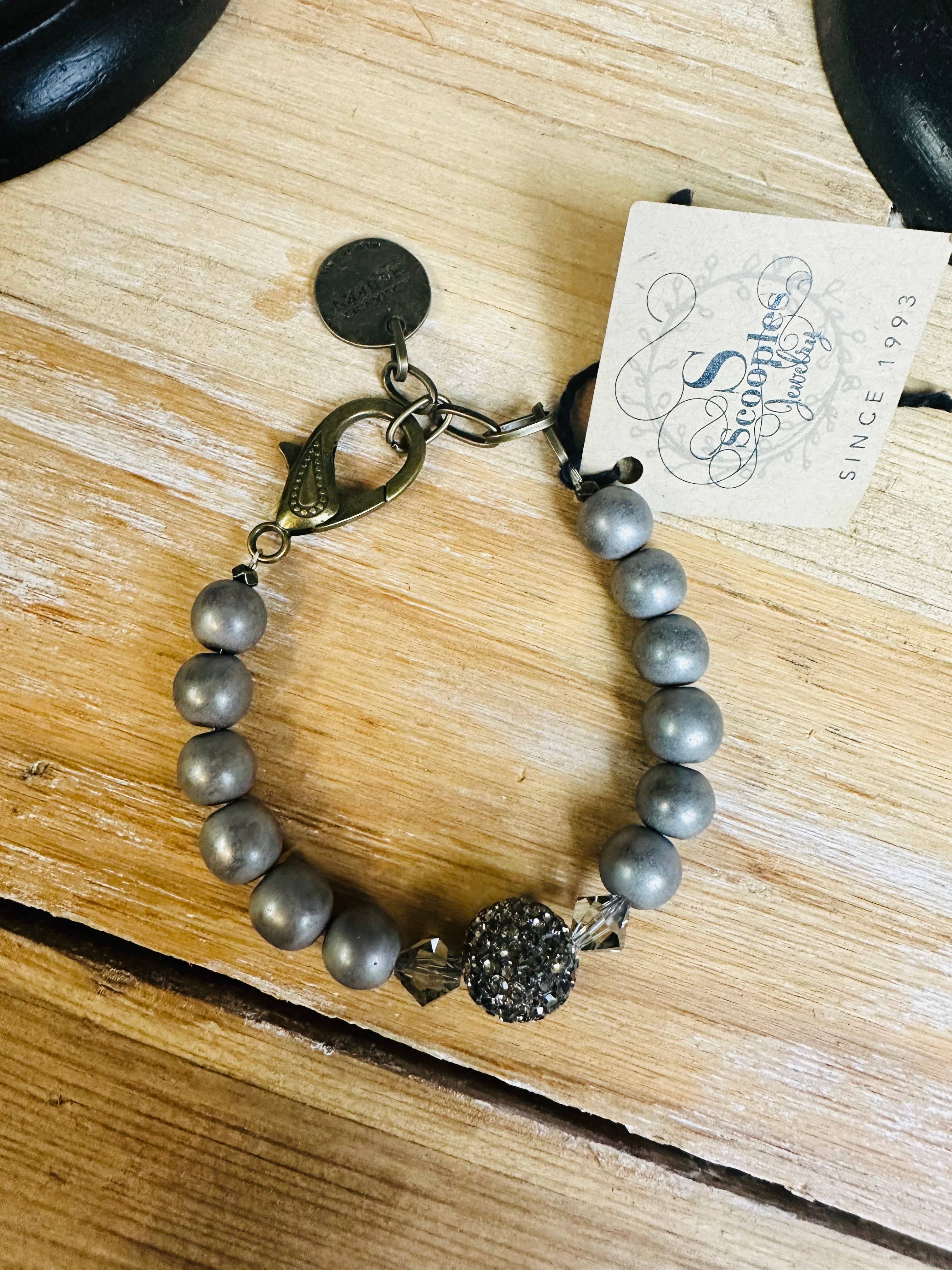 Scooples Jewelry - Wholesale Armband met kralen - Matgrijze diamant1