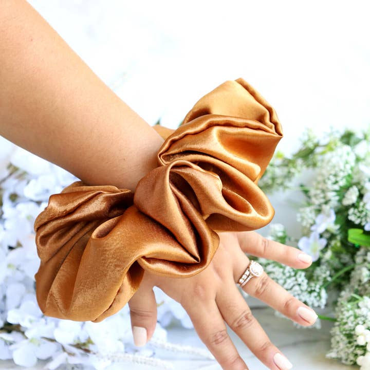 Mary Xtra for wholesale by XTRA & CO